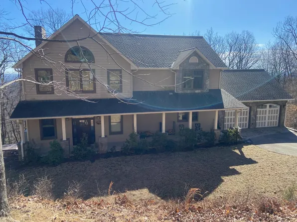 899 Windridge Pkwy, Hardy, VA 24101