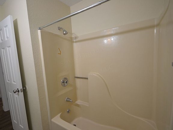 5th image of 227 W South St APT 7