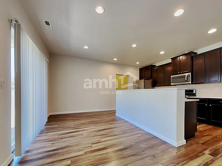 9016 NE 165th Ave — Photo 4