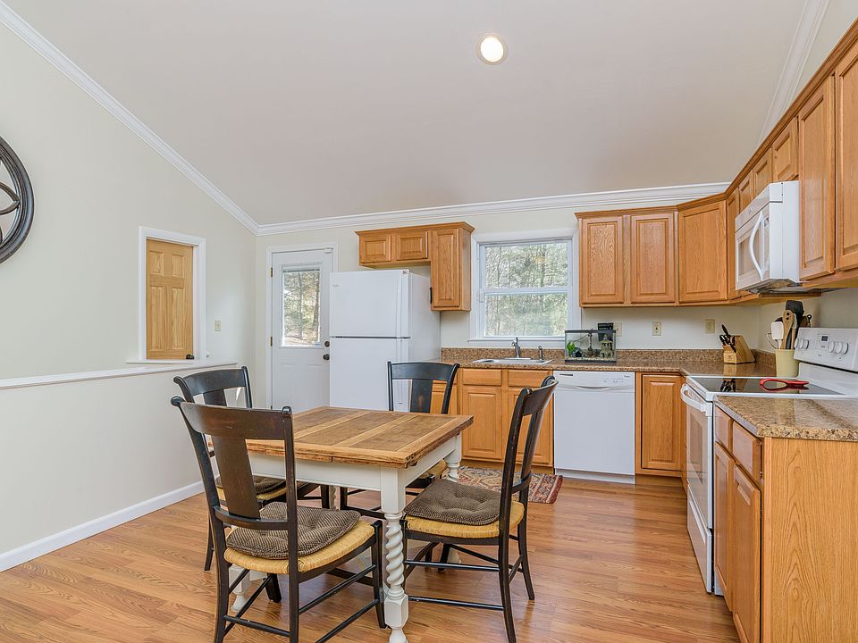 75 Candle Hill Rd, New Fairfield, CT 06812 Zillow