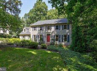 304 Winding Hill Dr, Lancaster, PA 17601