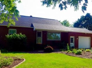 2222 Manitowoc Rd, Green Bay, WI 54302