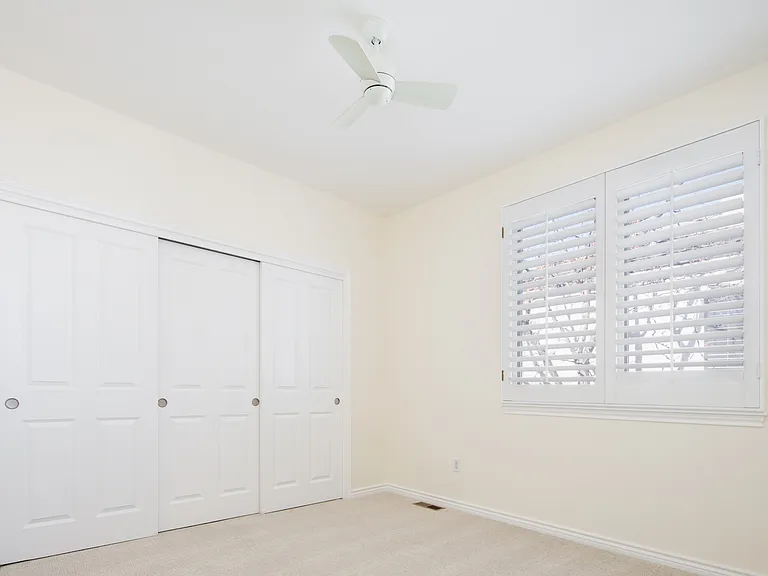 335 N Josephine St #A — Photo 37