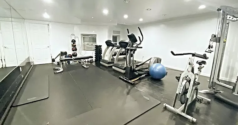 Rented by Compass | media 8