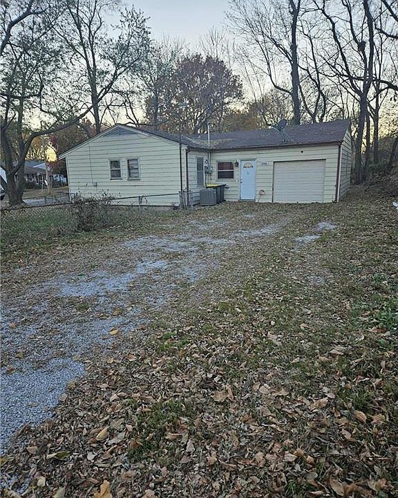 1st image of 7334 NE 51st St