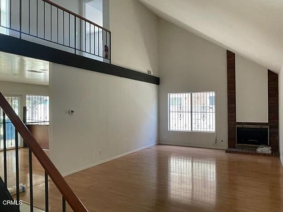 3rd image of 8520 Mission Dr