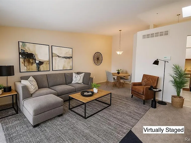 2101 Vine Way Dr #90 — Photo 5