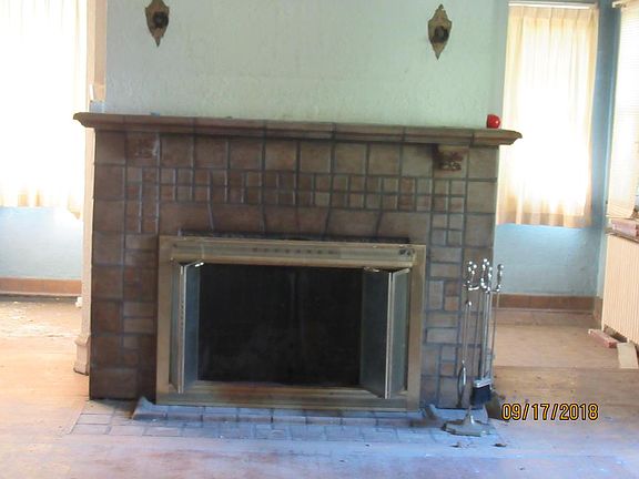 3rd image of 2102 Timlin Hl