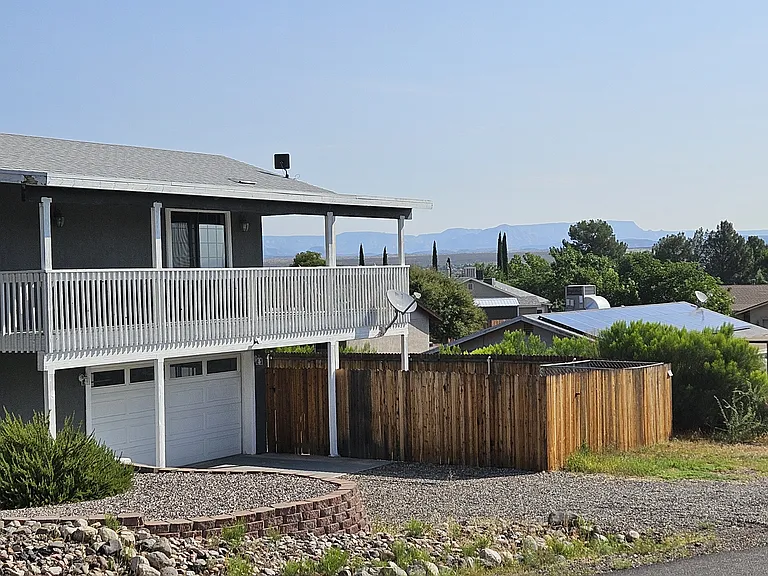 2127 S Cayuse Trl — Photo 44