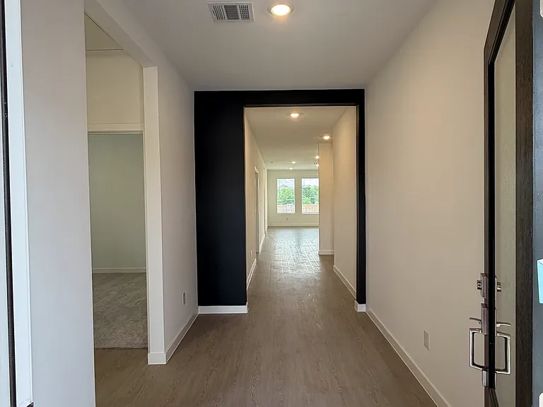 9580 Verite St — Photo 8