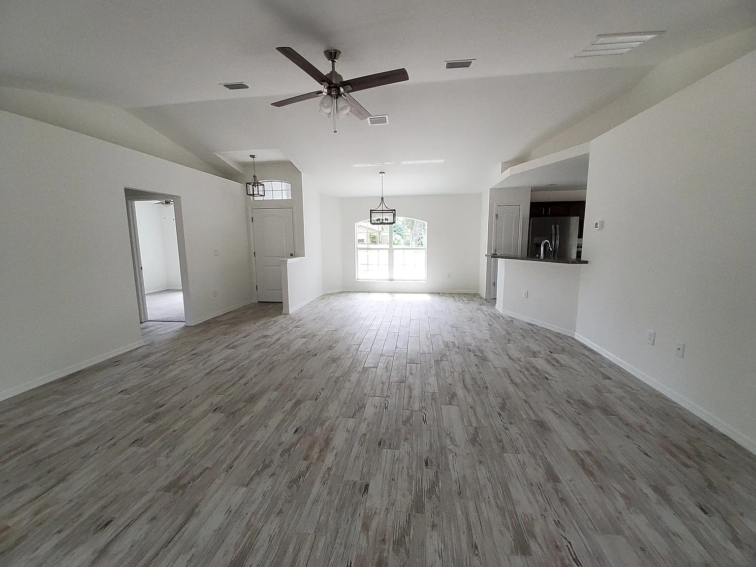 128 Darnell Ave — Photo 3