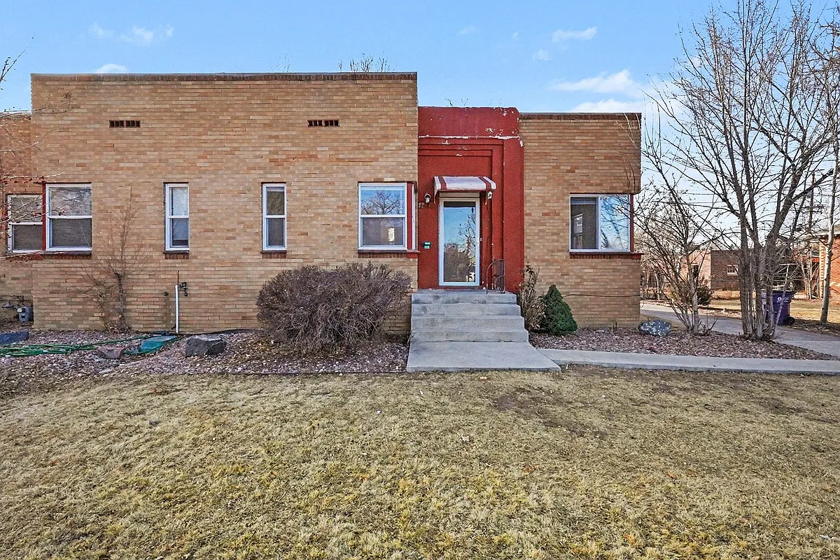 Building Photo - 1435 N Pontiac St #2