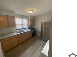 7706 S Jeffery Blvd APT 3W, Chicago, IL 60649