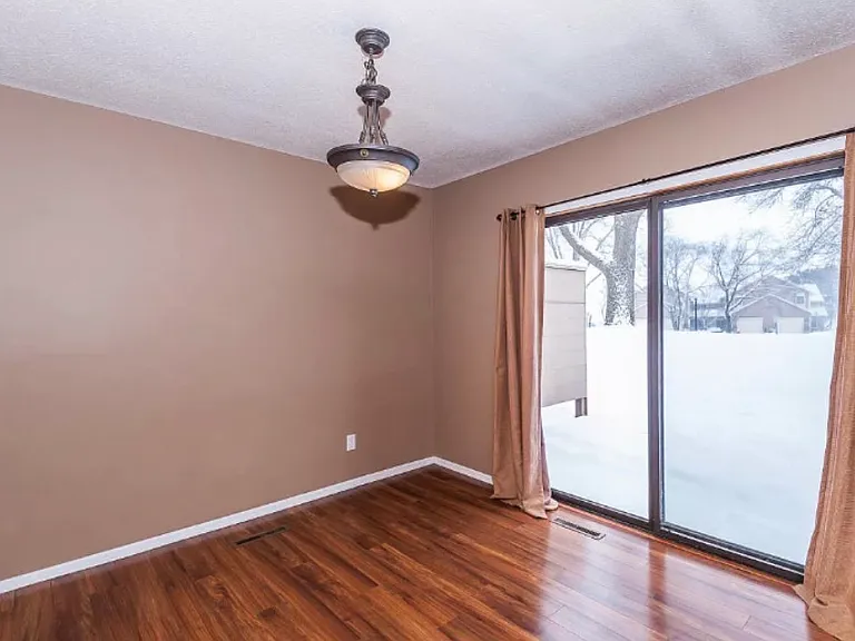 31 Elton Ridge Ct NW #31 — Photo 10