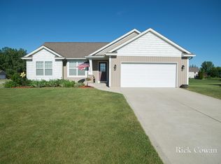 3435 Lindsey Ln, Zeeland, MI 49464