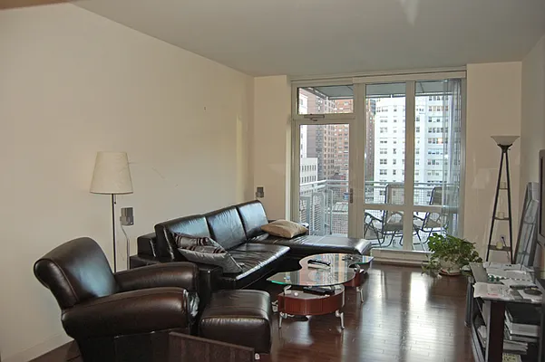 Sold by Century 21 NY Metro | media 22