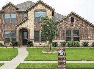402 Double Creek Dr, Midlothian, TX 76065