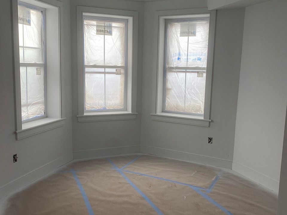 2nd image of 49 Englewood Ave APT 1