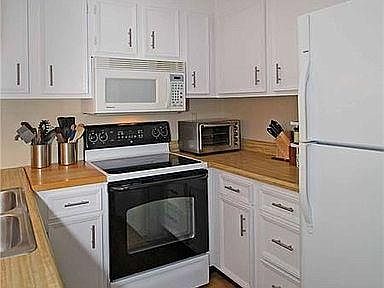 Kitchen - butcher block style counters