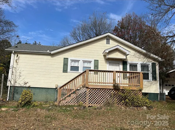 20445 Saint Martin Rd, Albemarle, NC 28001