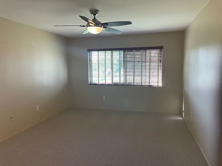 1806 Eastwood Ln — Photo 28