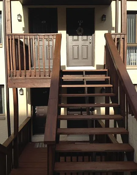 Maiden Square Apartments — Photo 27