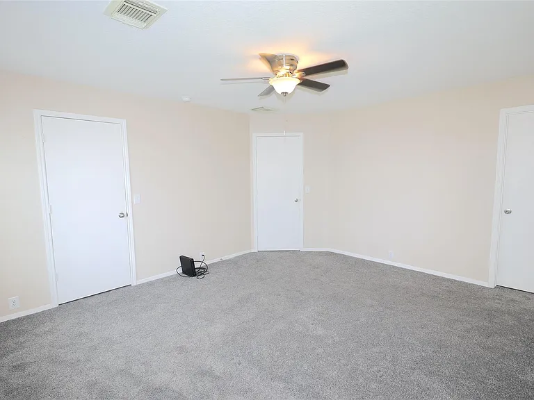 3203 Becker Glen St — Photo 14