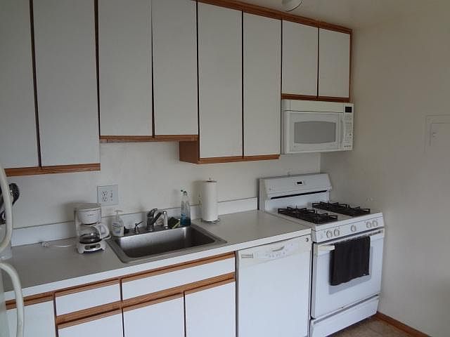 1st image of 1210 N Taft St APT 808