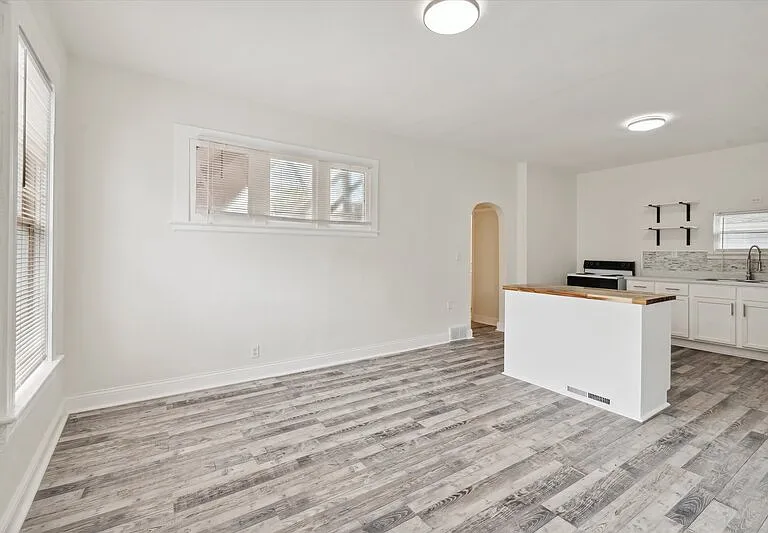 4039 Vermaas Ave — Photo 12