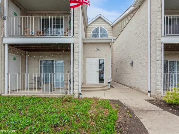 736 N Gary Ave Unit 208, Carol Stream, IL 60188