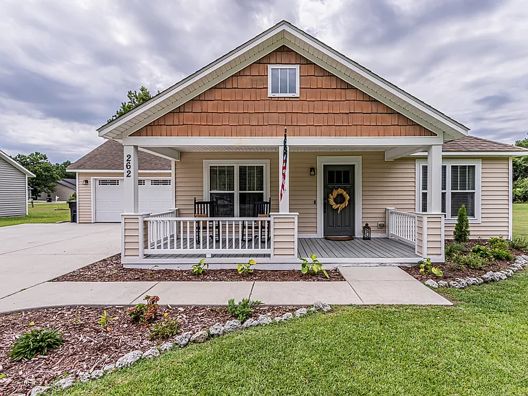 Vista Cay Dr — Photo 1