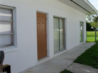 1110 Vineyard Pl, Lehigh Acres, FL 33936