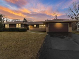 5635 Tahoe Dr, Racine, WI 53406