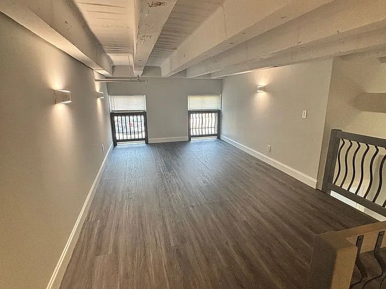 24 Mount Vernon Apartments — Photo 47