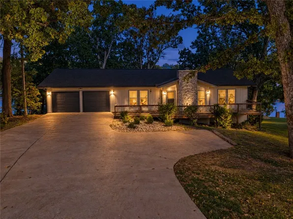 11 Marykirk Ln, Bella Vista, AR 72715