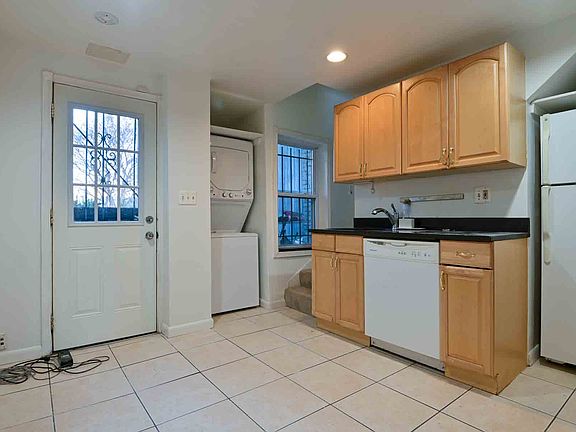 21 17TH ST SE-5_12222022