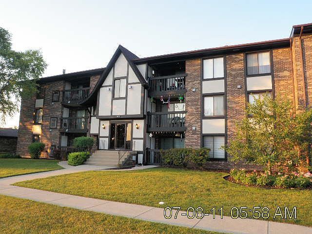 1st image of 4845 W 137th St Unit C-21