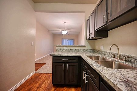1st image of 2505 Washington Ave APT 813