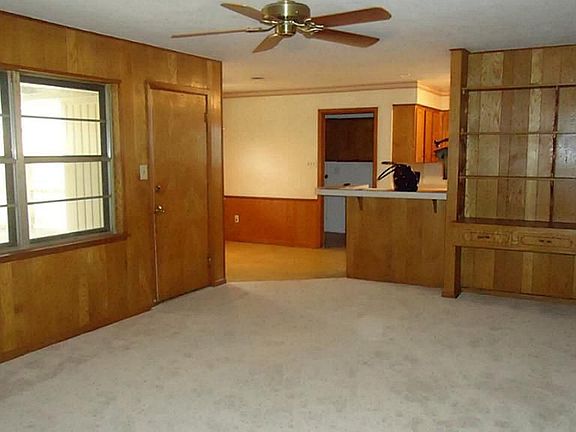 4th image of 2322 Droxford Dr