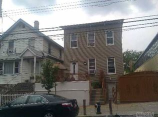 9625 43rd Ave, Flushing, NY 11368