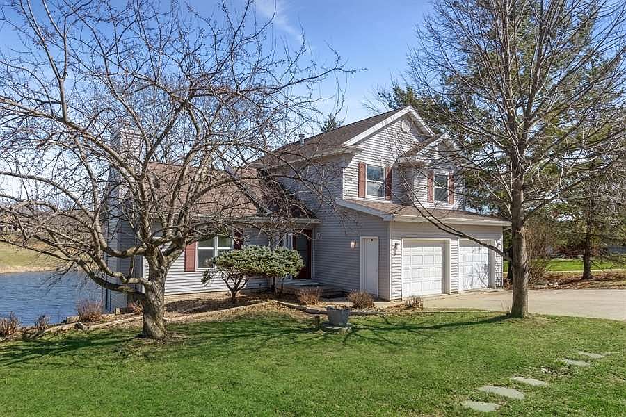 1st image of 1628 Deborah Dr NE