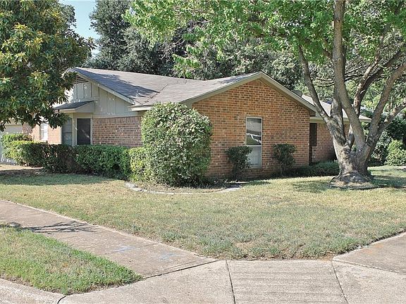 3rd image of 1644 Knoxville Dr