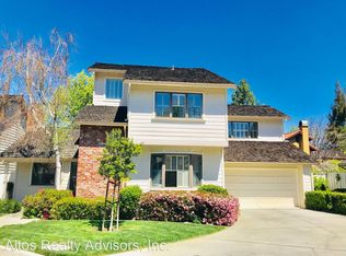 8 Versailles St, Menlo Park, CA 94025