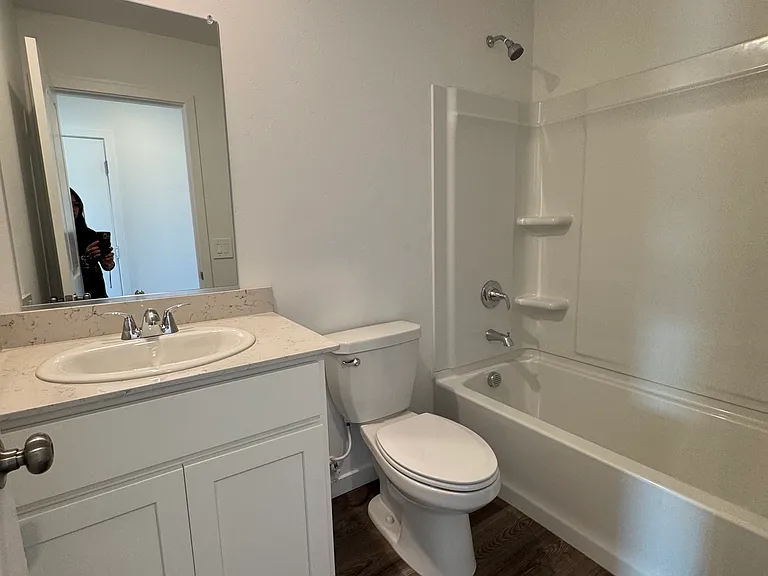 1252 W Flowstone Trl — Photo 9