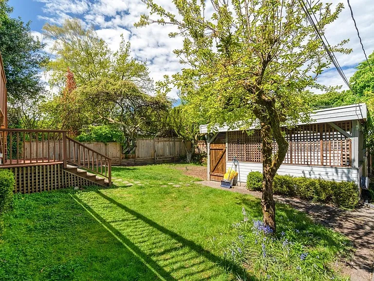 35XX W 20th Ave #MAIN HOUSE — Photo 10
