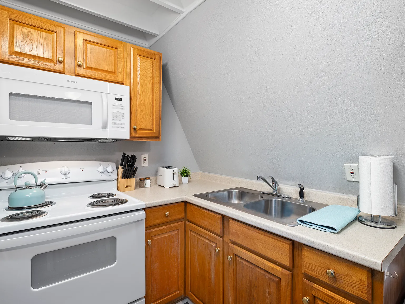 2 bed, 900 sqft, $950 — Photo 4