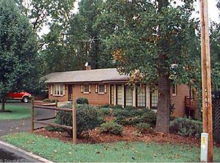 416 Old Creed Rd, Mount Airy, NC 27030