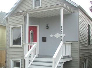 10634 S Green Bay Ave, Chicago, IL 60617