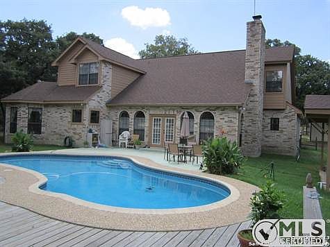 4th image of 115 Oak Creek Dr