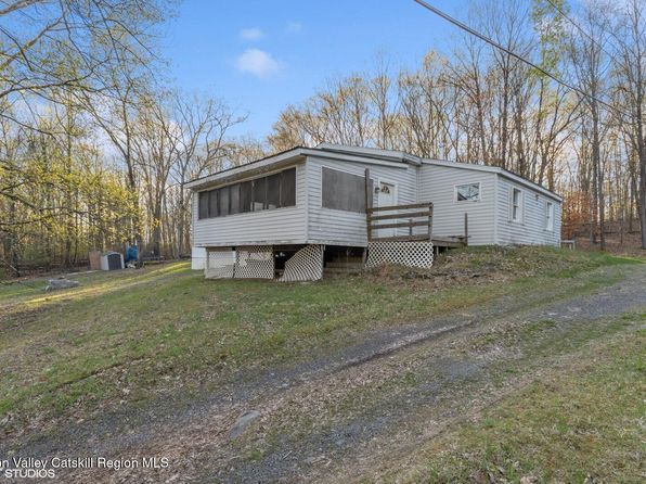 240 City Hall Rd Road, Kerhonkson, NY 12446